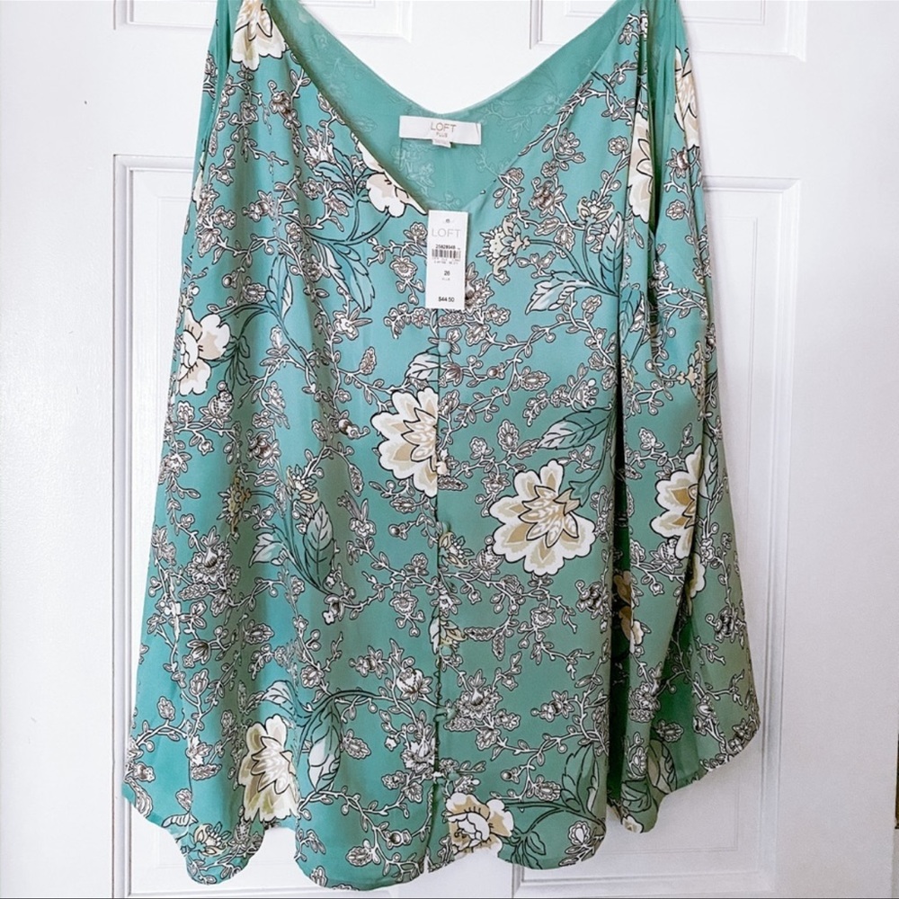 V-Neck LOFT Camisole | Size 26 | NWT